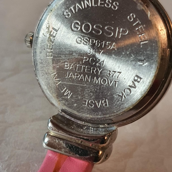 🦋10/$20🦋 Gossip GSP615A Silver/Pink Women's Cuff Watch - Picture 4 of 4